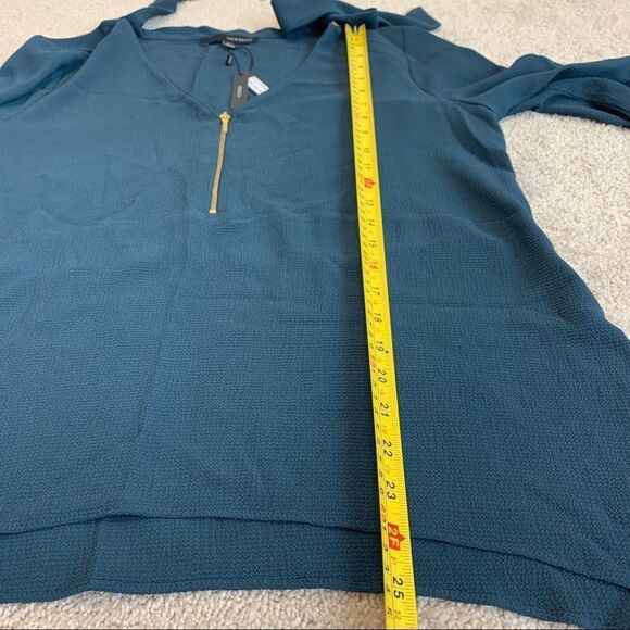 Harve Bernard NWT teal blue Long bell sleeve blouse L - Picture 10 of 11
